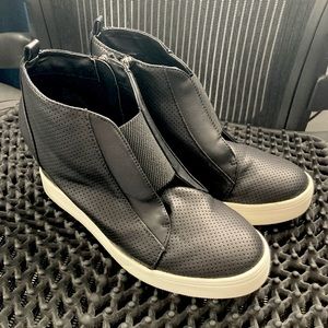 Mia Wedge Sneakers